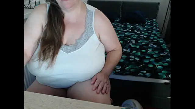 Sweetboobs online show from 09-17-25, 07:16