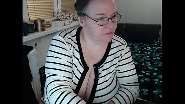 Sweetboobs online show from 01-31-26, 07:12