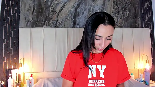 lia sofiia online show from 12-14-25, 09:37