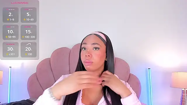 Nicole Paradise online show from 02-26-26, 12:49