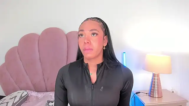 Nicole Paradise online show from 01-19-26, 12:53