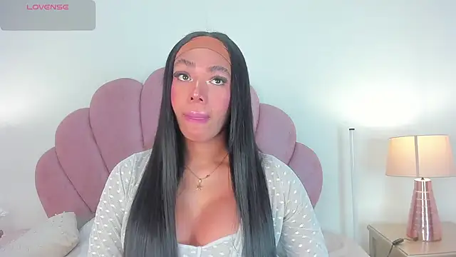 Nicole Paradise online show from 03-18-26, 01:02