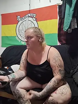 Trans Girl next door420 online show from 06-02-26, 09:15