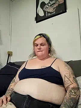 Trans Girl next door420 online show from 04-12-26, 07:17