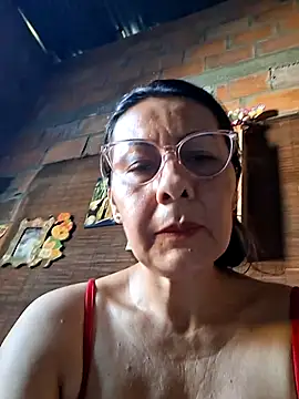 Snapshot of Mia-funny20 chatting on 09-15-25, 08:31 Mia-funny20 online show from 09-15-25, 08:31