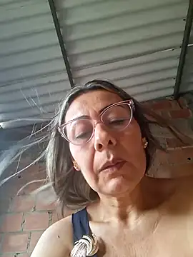 Mia-funny20 online show from 05-17-26, 08:09