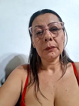 Mia-funny20 online show from 11-28-25, 08:20