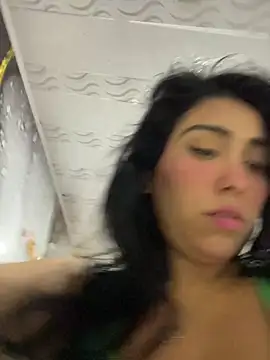 Snapshot of emma__cute__ chatting on 10-20-25, 10:27 emma cute online show from 10-20-25, 10:27
