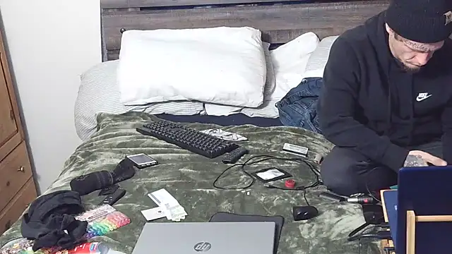 SpAzZ1234 online show from 02-25-26, 11:26