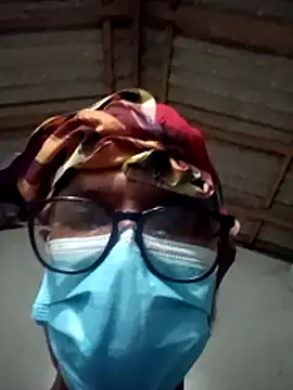 Aash Slave Boy online show from 03-13-26, 12:37