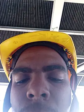 Snapshot of blackman933z chatting on 10-29-25, 09:30 blackman933z online show from 10-29-25, 09:30