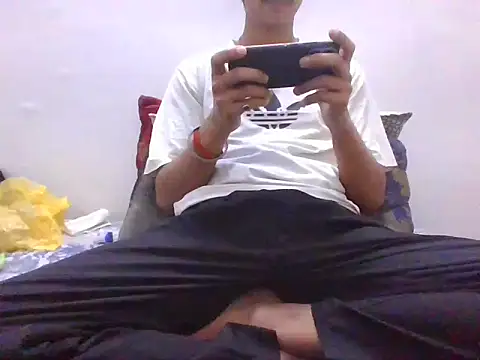 Gray lund online show from 11-30-25, 05:19