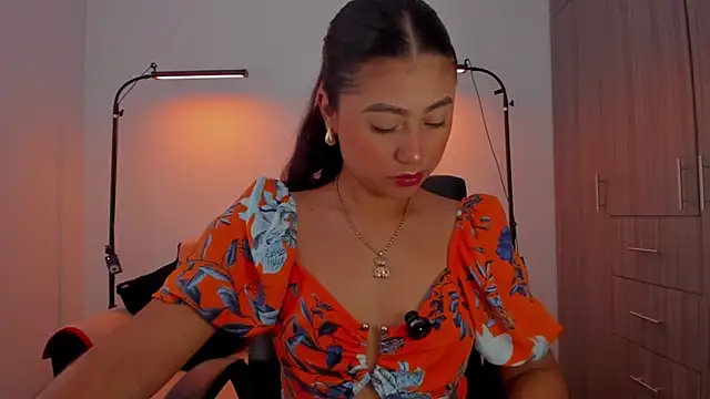 cloy baby   online show from 04-06-26, 11:33