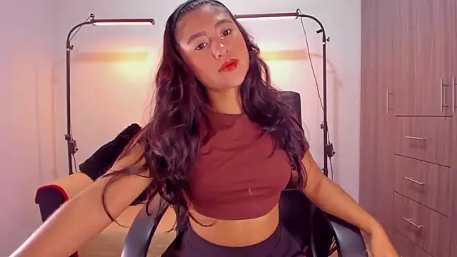 cloy baby   online show from 06-17-26, 10:25