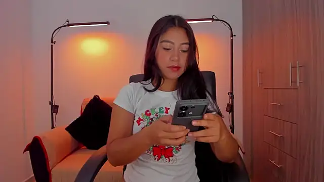 cloy baby   online show from 12-19-25, 10:39