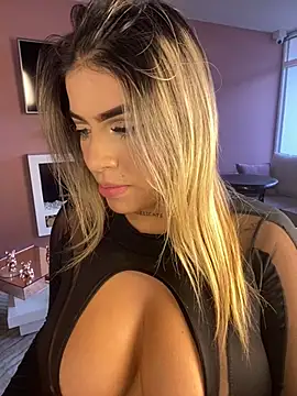 MiaWhitePink  online show from 02-14-25, 11:42