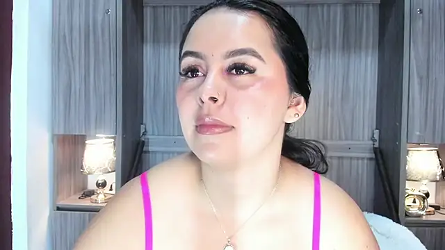 Snapshot of valerymeyerr chatting on 02-21-26, 11:56 valerymeyerr online show from 02-21-26, 11:56