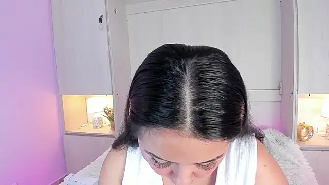 Snapshot of valerymeyerr chatting on 09-28-25, 04:19 valerymeyerr online show from 09-28-25, 04:19
