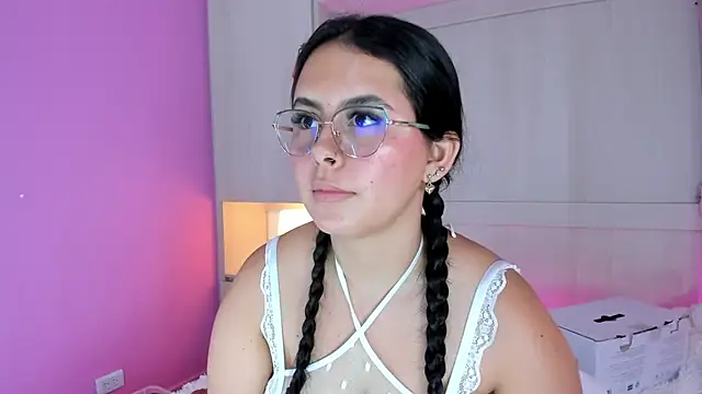 Snapshot of valerymeyerr chatting on 02-22-25, 07:23 valerymeyerr online show from 02-22-25, 07:23