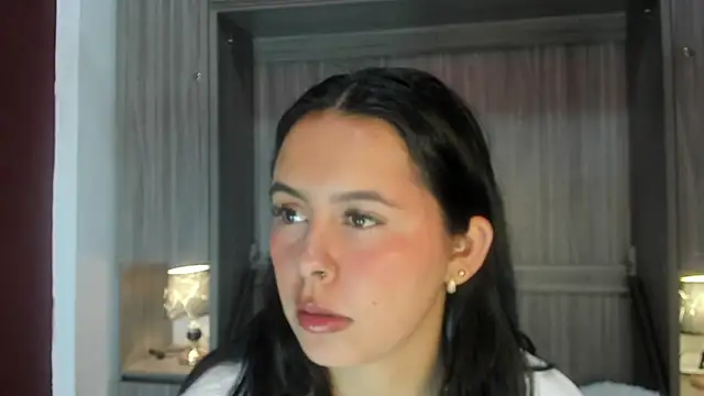 Snapshot of valerymeyerr chatting on 05-23-26, 12:04 valerymeyerr online show from 05-23-26, 12:04