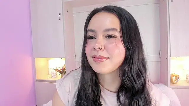 Snapshot of valerymeyerr chatting on 09-23-25, 04:08 valerymeyerr online show from 09-23-25, 04:08