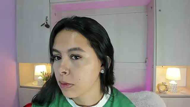 Snapshot of valerymeyerr chatting on 10-23-25, 04:11 valerymeyerr online show from 10-23-25, 04:11
