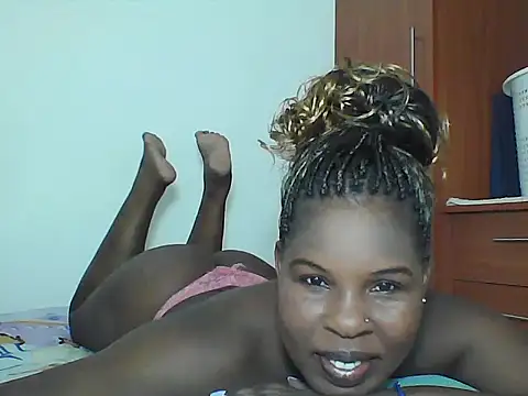 Sexyebonygal online show from 05-13-26, 04:41