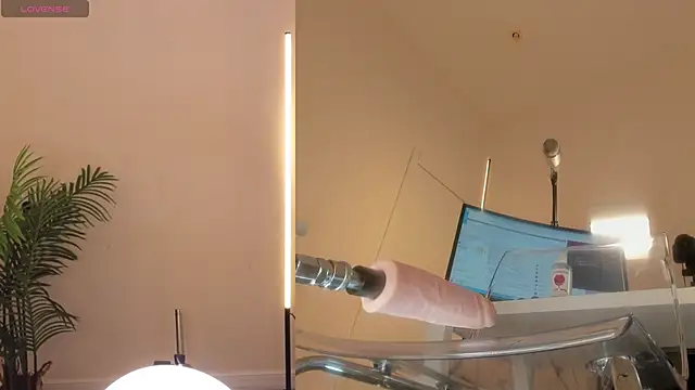 Sexydoll112 online show from 09-30-25, 12:16