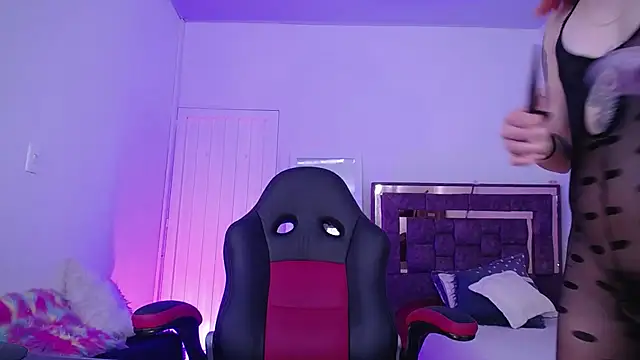 alejandrafitt online show from 10-25-25, 04:40