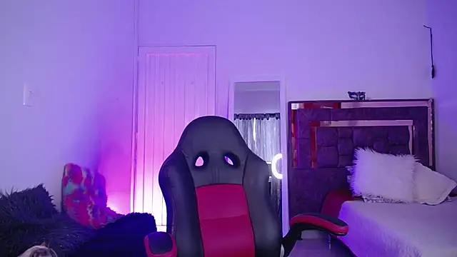 alejandrafitt online show from 10-21-25, 09:03