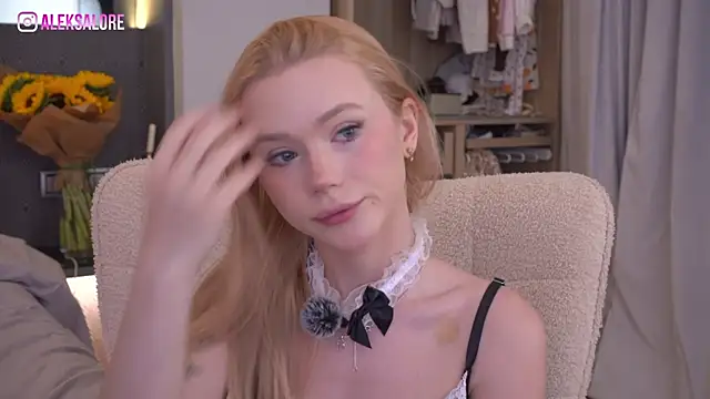 LexieLoree online show from 07-05-26, 03:11