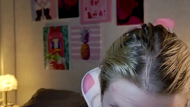 Snapshot of LexieLoree chatting on 01-27-25, 03:37 LexieLoree online show from 01-27-25, 03:37