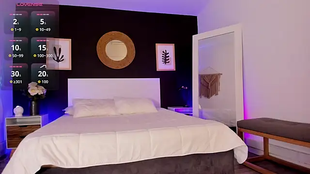 Snapshot of VioletPaket chatting on 03-02-26, 11:39 VioletPaket online show from 03-02-26, 11:39