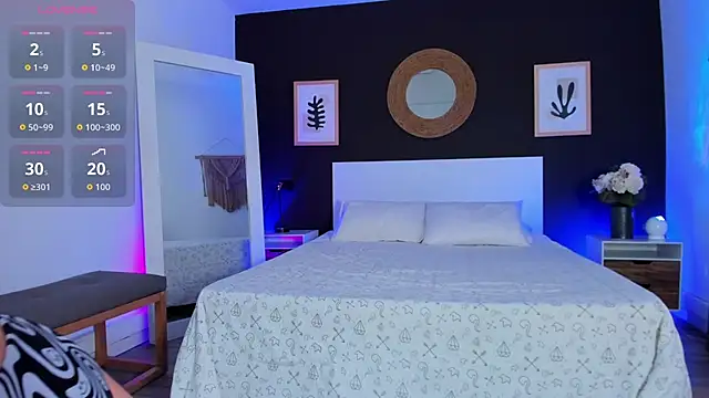 Snapshot of VioletPaket chatting on 03-09-26, 12:20 VioletPaket online show from 03-09-26, 12:20