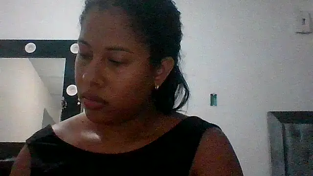 Kitra New online show from 04-15-26, 06:45