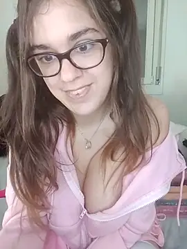 Miachan LaGattinaVogliosa online show from 10-27-25, 02:07