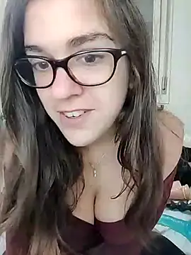 Miachan LaGattinaVogliosa online show from 10-22-25, 01:10