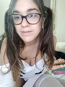 Miachan LaGattinaVogliosa online show from 10-31-25, 02:13