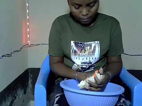 sexy camara4 online show from 12-02-25, 02:52