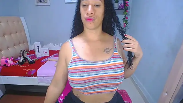 Snapshot of DelysyHot chatting on 07-30-26, 01:59 DelysyHot online show from 07-30-26, 01:59