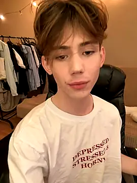 Snapshot of Ohnosashaa chatting on 11-08-25, 01:36 Ohnosashaa online show from 11-08-25, 01:36