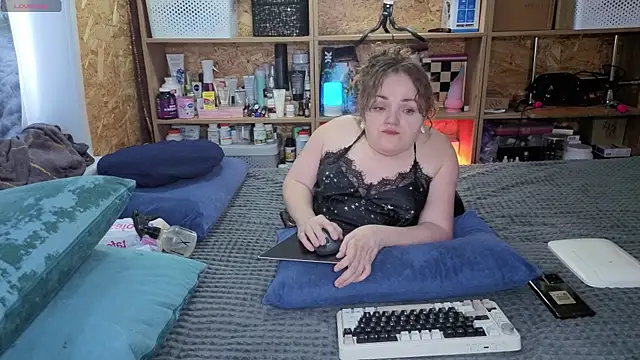 MiniNatalie online show from 02-20-26, 09:22