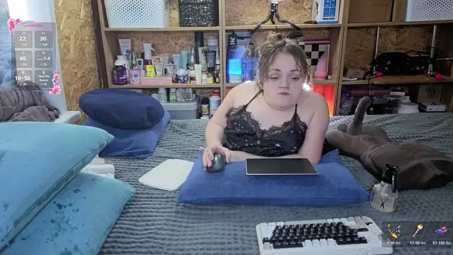 MiniNatalie online show from 02-24-26, 09:43