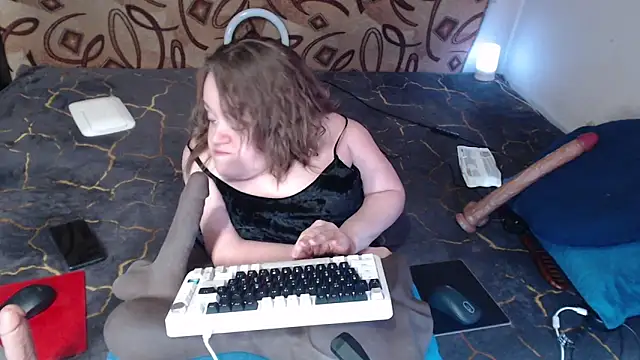 Snapshot of MiniNatalie chatting on 03-19-25, 02:59 MiniNatalie online show from 03-19-25, 02:59