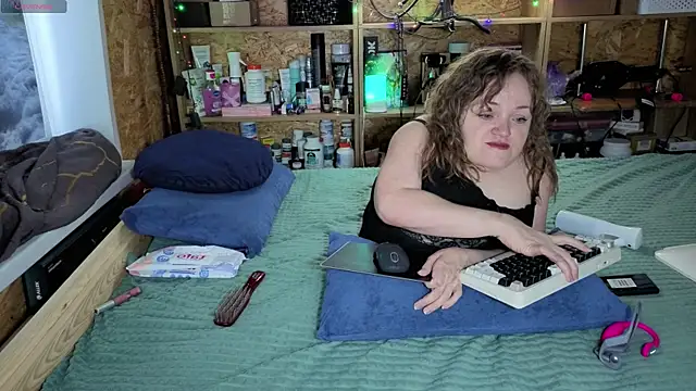 MiniNatalie online show from 01-07-26, 05:01