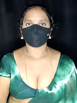 Snapshot of vintage-vibs chatting on 02-22-26, 06:31 vintage-vibs online show from 02-22-26, 06:31