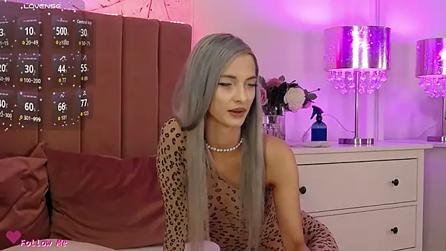 PinkySparks online show from 09-20-25, 06:46