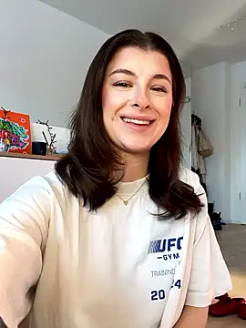 Mia-Minou online show from 01-07-26, 12:10