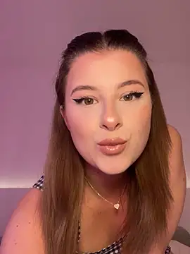 Mia-Minou online show from 10-04-25, 10:50