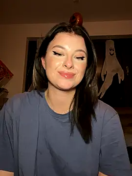 Mia-Minou online show from 10-06-25, 09:04